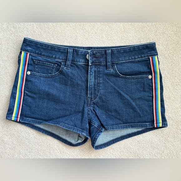 Express - Jean Shorts, Shortie Relaxed Low Rise - Picture 1 of 3